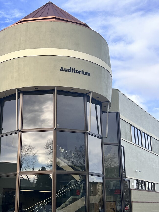 Building Photo - 9655 Center Ave