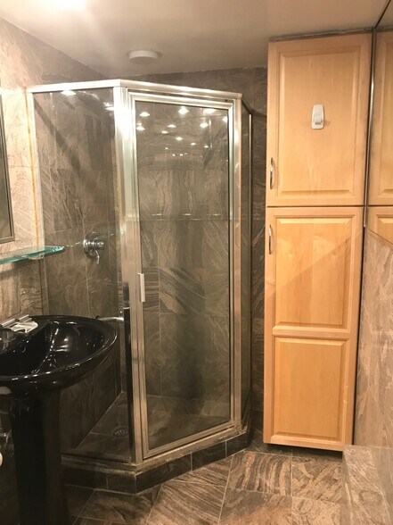 Building Photo - 1545 18th St NW