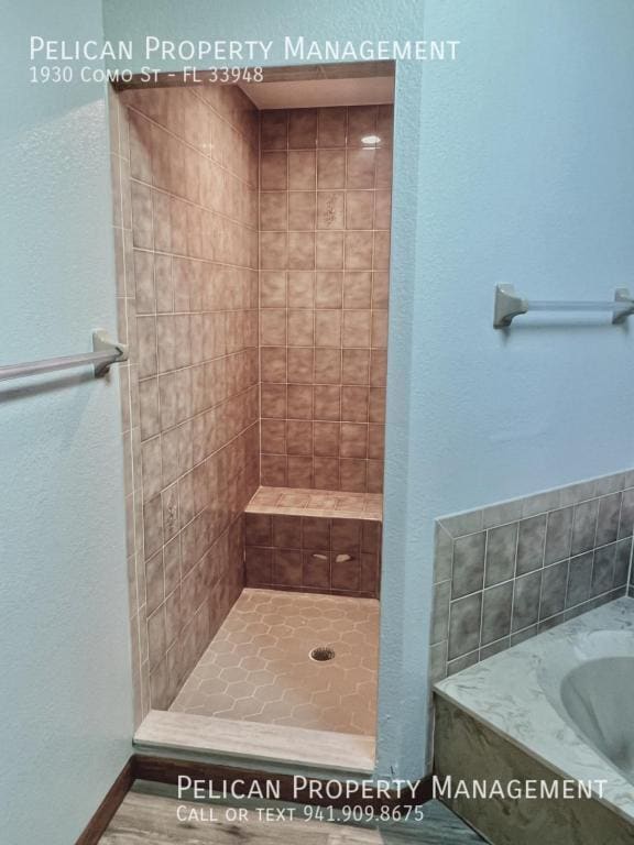 Building Photo - 1930 Como St