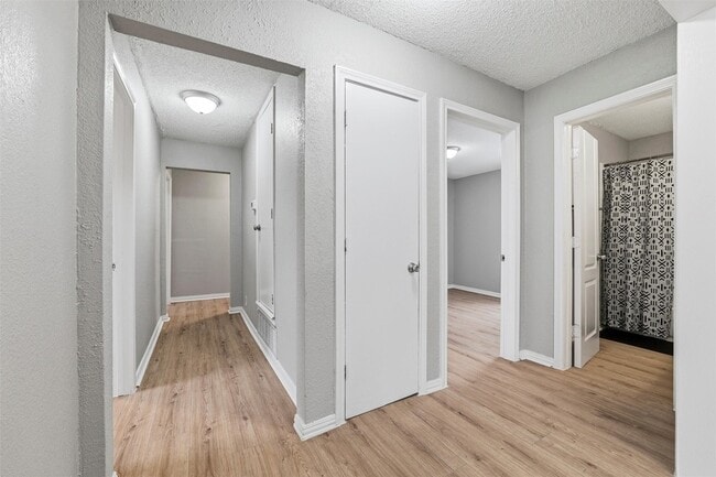 Building Photo - 1110 NE 17th St