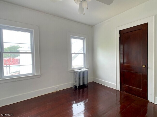 Building Photo - 26 Elmwood Ave