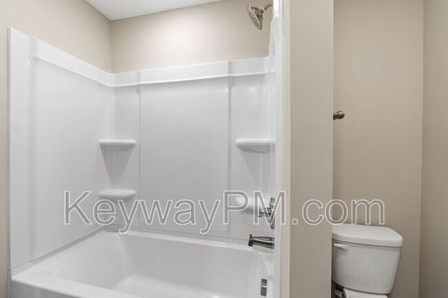 Building Photo - 557 Yuma Ln