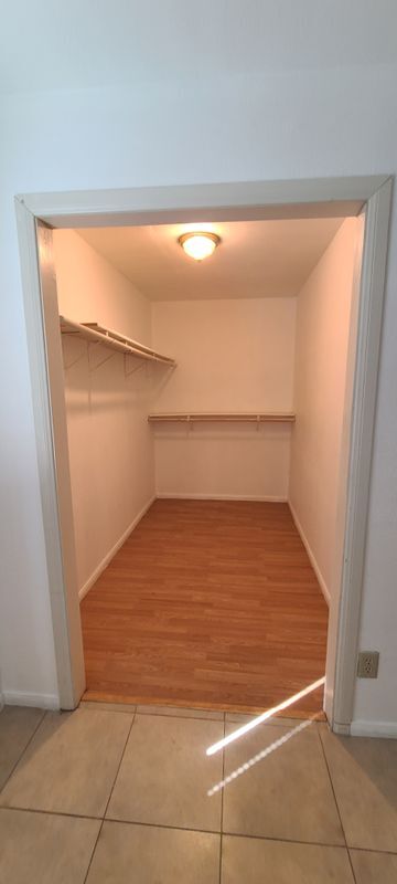Building Photo - 44223 Fenhold St