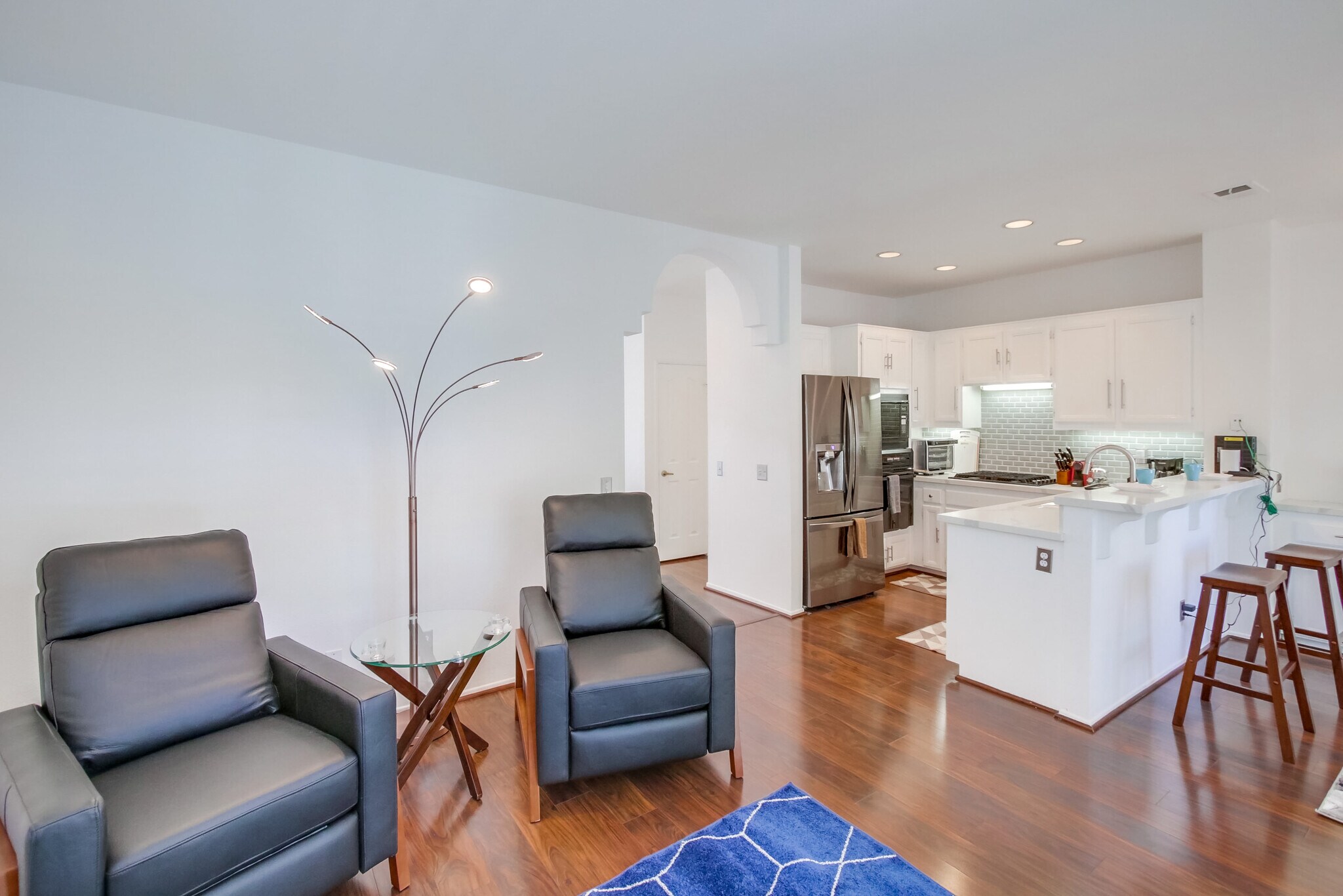 Building Photo - 7140 Calabria Ct