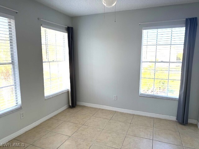 Building Photo - 124 Santa Clara Dr