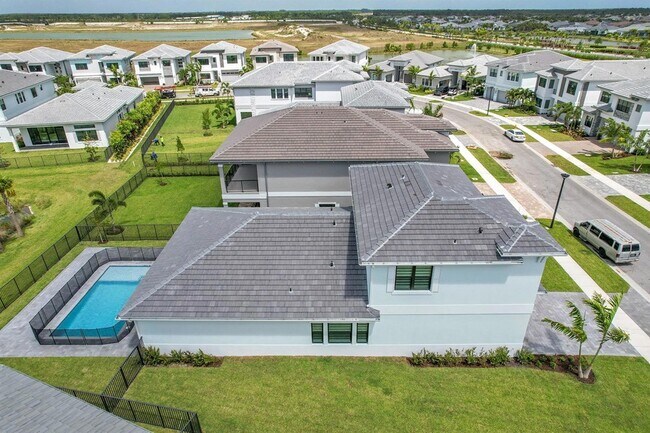 Building Photo - 13072 Feathering Wy