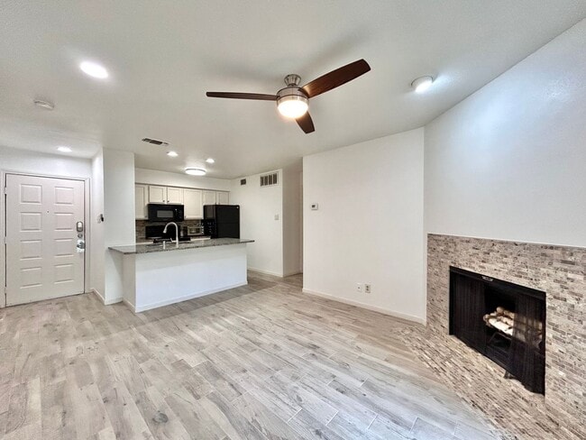 Primary Photo - Welcoming 2-Bedroom, 2-Bath Home with Natu...