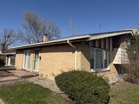 Building Photo - 14941 Evans Ave