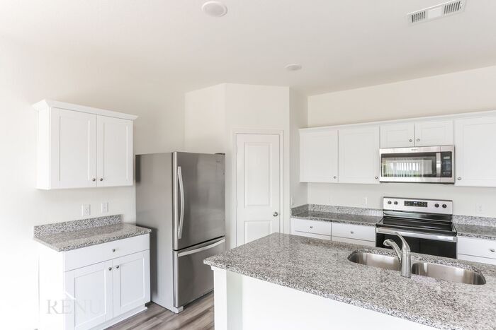 Building Photo - 6016 Mojave Dr