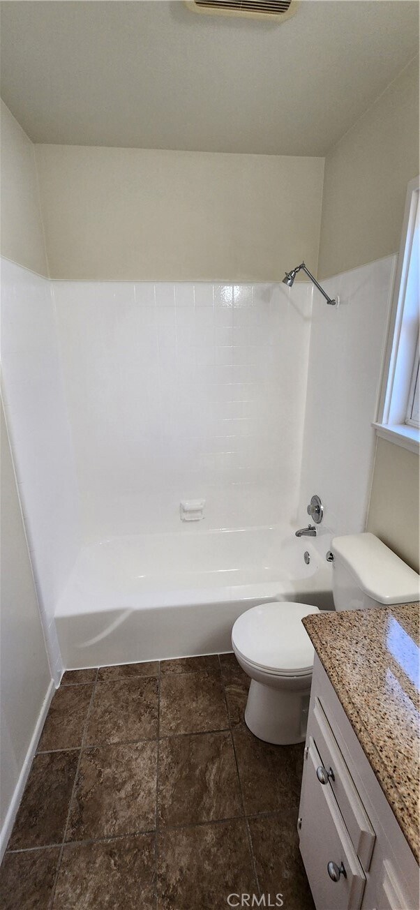 Building Photo - 139 10th St