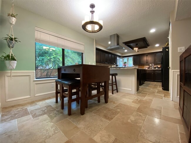 Building Photo - 28 Tangle Brush Dr