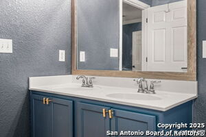 Building Photo - 6314 Birch Valley Dr