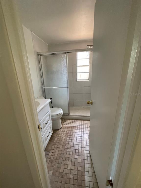Building Photo - 16131 Manorwood Cir