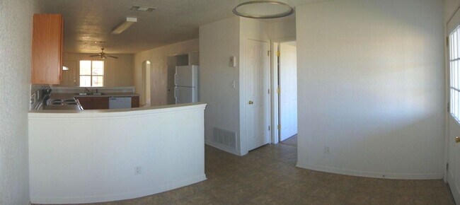 Building Photo - 2909 Cantabrian Dr
