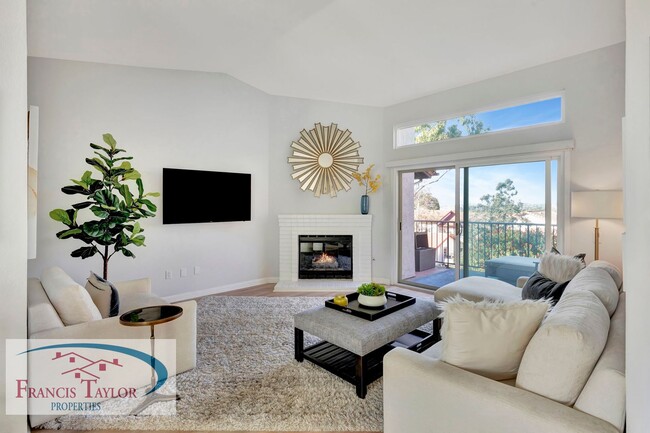 Building Photo - Idyllic 2 Bedroom Condo in Carlsbad