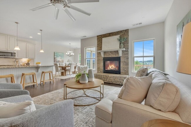 Building Photo - Rental Home available in the Falls Grove Community!