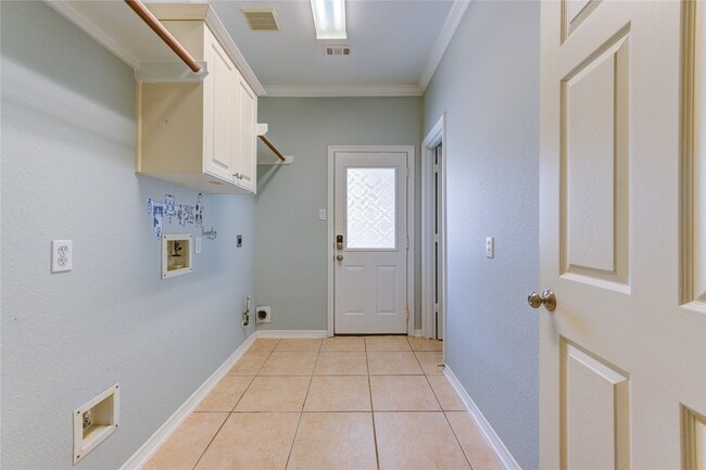 Building Photo - 3819 Rivermoss Ln