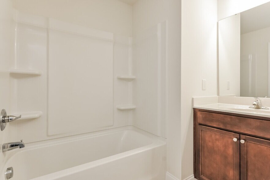 Building Photo - 26 Cordova St