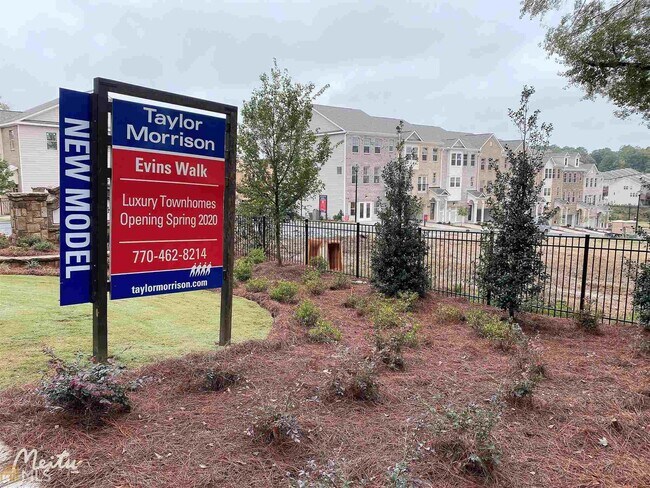 Building Photo - 1395 Live Oak Lane