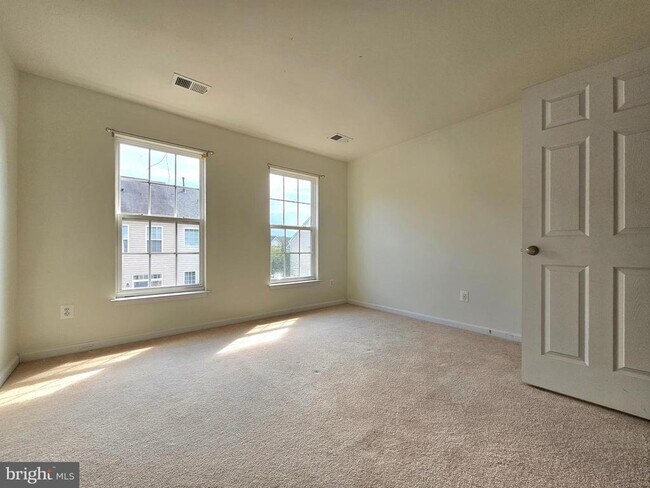 Building Photo - 15328 Elizabeth Burbage Loop