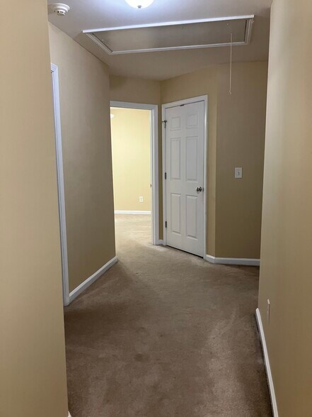 Upstairs Hallway - 1013 Goldmist Ln