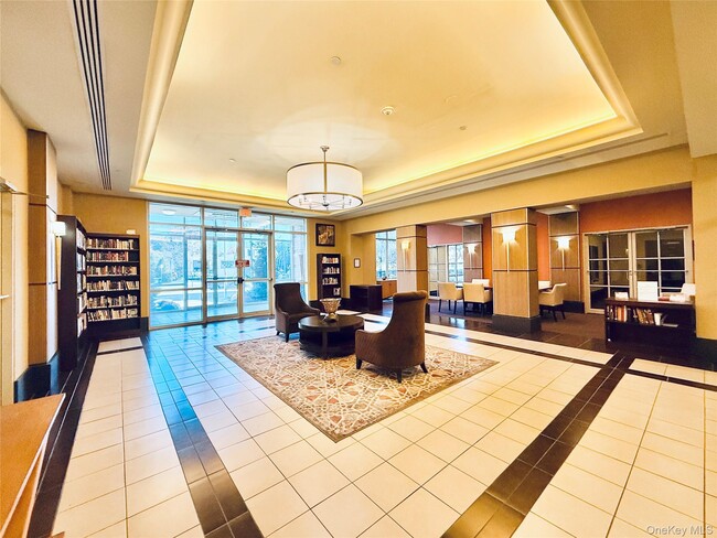 Building Photo - 300 Mamaroneck Ave