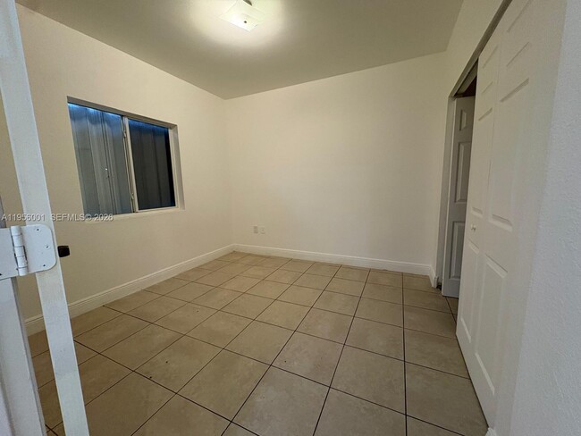 Building Photo - 2916 NW 51st St