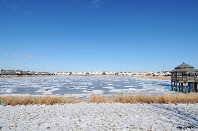 Building Photo - 917 Silverstone Dr