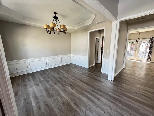 Building Photo - 2530 Vistoria Dr