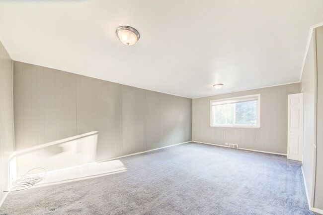 Building Photo - 311 Boggs Ave