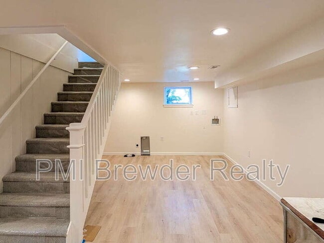 Building Photo - 1822 Rucker Ave