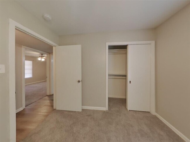 Building Photo - 1308 Shady Grove Path