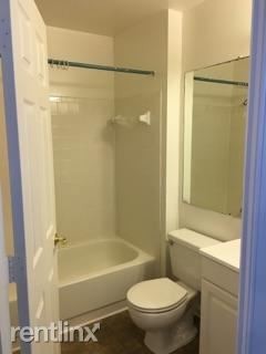 Building Photo - 3 br, 3.5 bath Townhome - 34 Woodhollow Ct