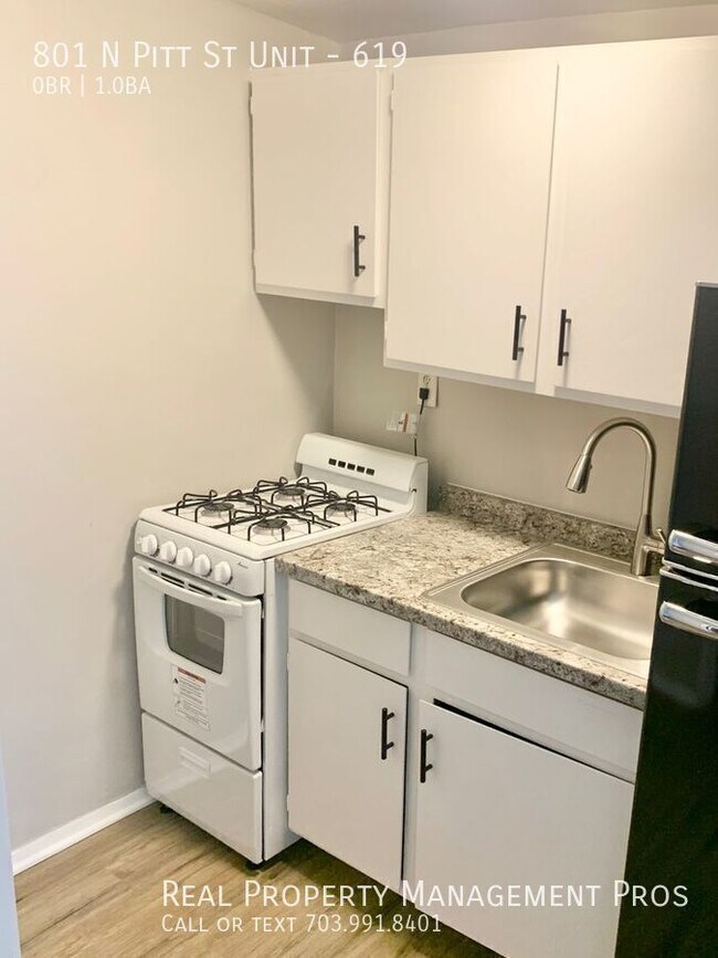 Building Photo - 801 N Pitt St