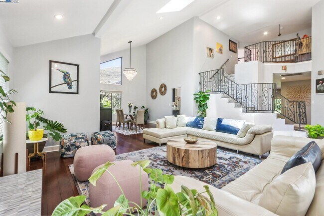 Building Photo - 3745 Deer Trail Ct