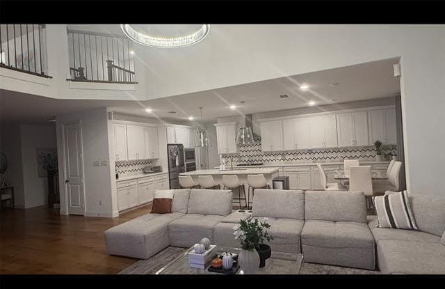 Building Photo - 2417 Flower Petal Rd