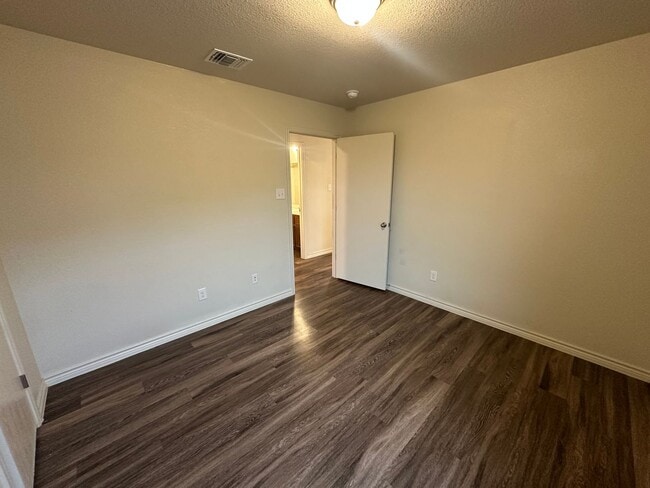 Building Photo - AVAILABLE Now! *MORE PHOTOS COMING SOON*