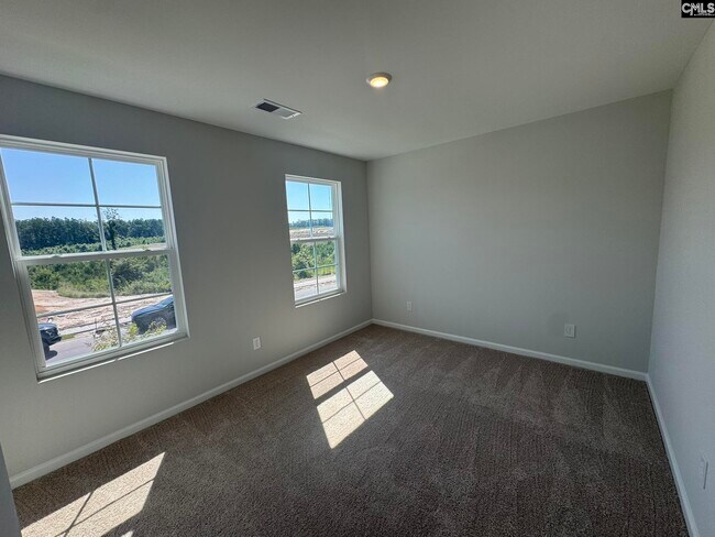 Building Photo - 1129 Crescent Corner Dr