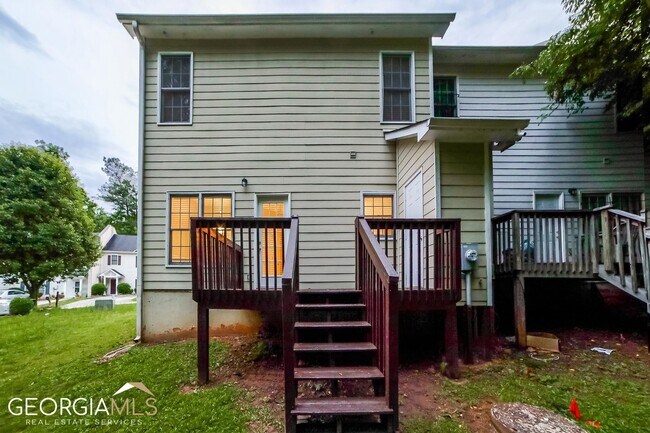 Building Photo - 878 Glynn Oaks Dr