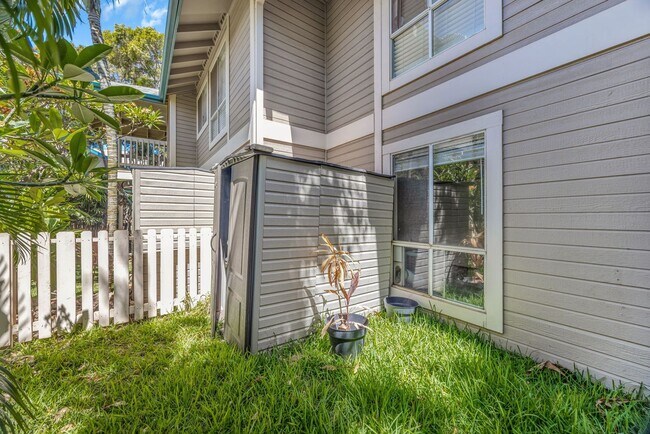 Building Photo - PET FRIENDLY and GROUND FLOOR Unfurnished ...