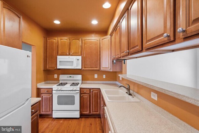 Building Photo - 9023 Brewer Creek Pl