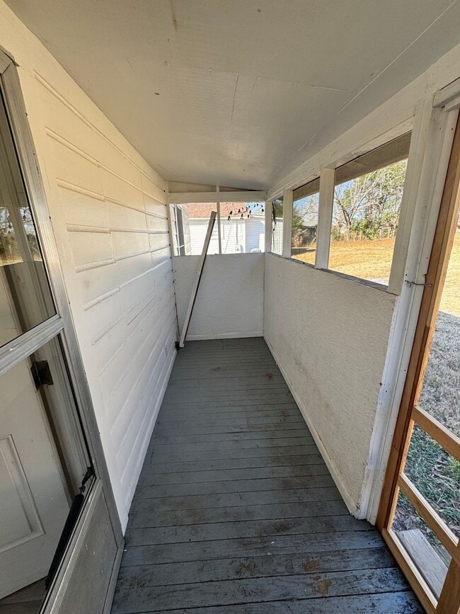 Building Photo - 2/1 in City of Shelby