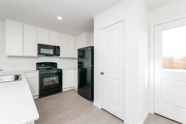 Building Photo - 12512 Huntington Rdg Wy