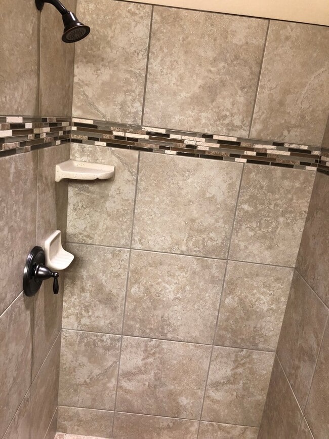 Building Photo - Tanzanite townhome in Sky Ridge