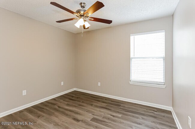 Building Photo - 1169 Creeks Ridge Rd