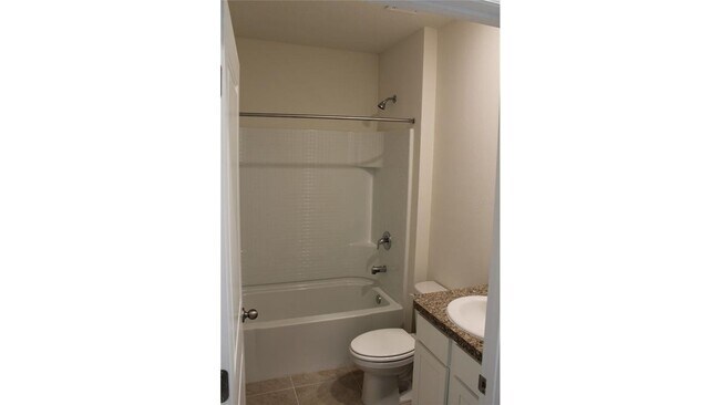 Building Photo - 2726 Greenleaf Ter