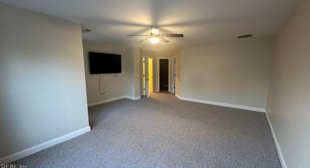 Building Photo - 1114 Arlynn Ln