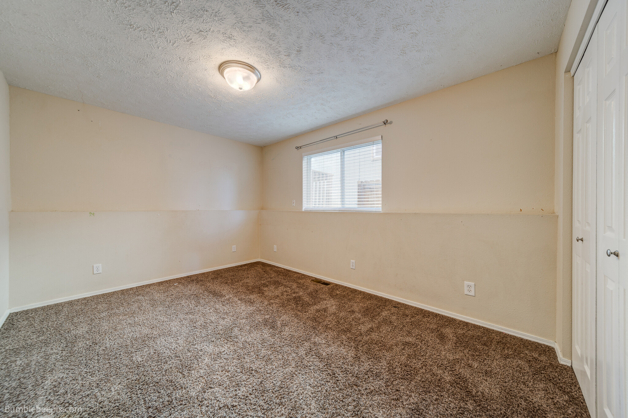 Bedroom - 5804 N Silver Pine Ct