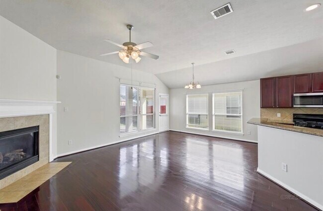 Building Photo - 19454 Plantation Cove Ln