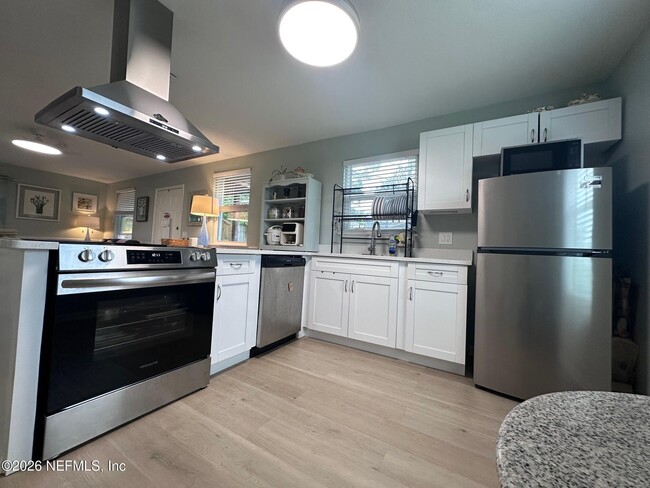 Building Photo - 2791 Hidden Village Dr